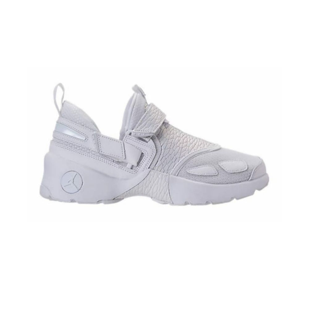 NIKE Air Jordan Trunner LX Sneakers White
